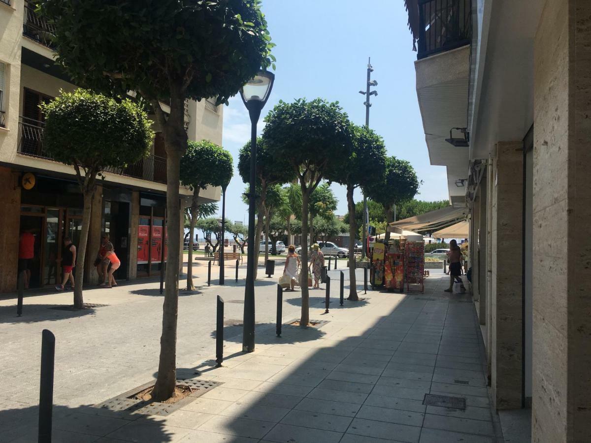 Club Nautic Apartman Cambrils Kültér fotó