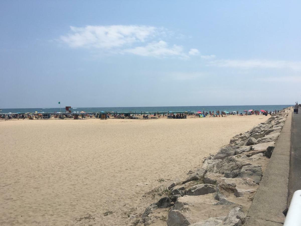 Club Nautic Apartman Cambrils Kültér fotó